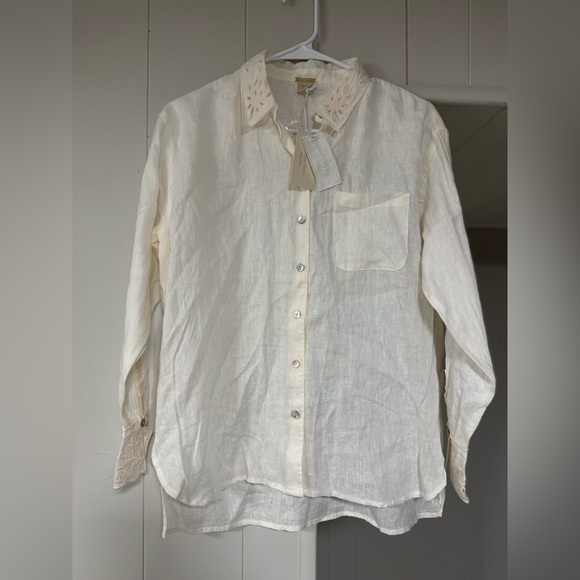 Magaschoni Tops - Magaschoni Cream Button-Up Shirt
